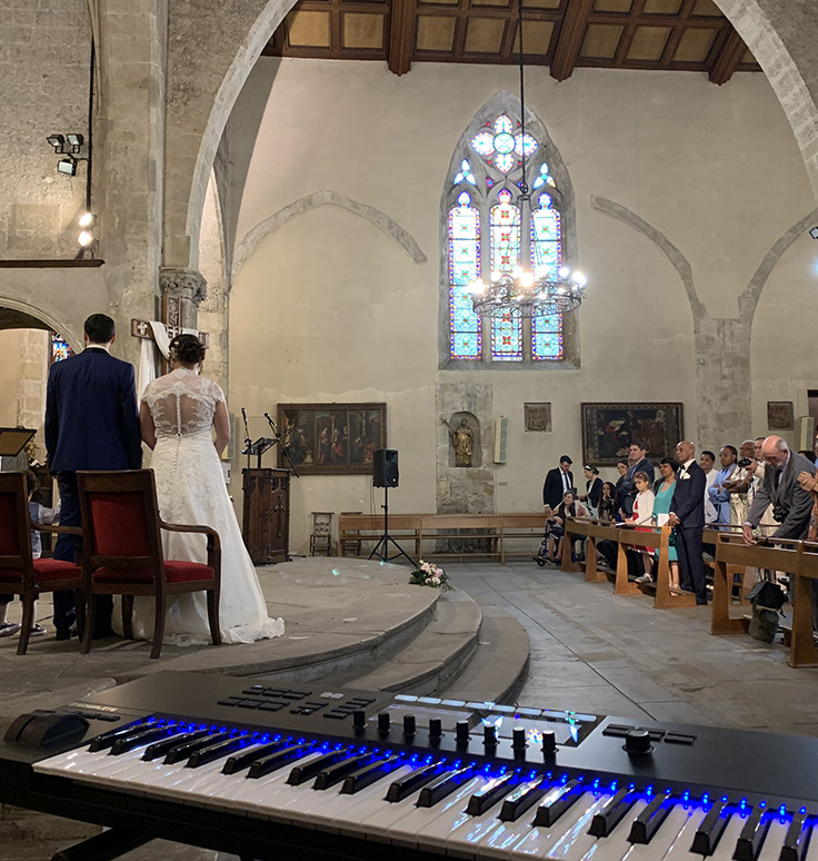 Mariage sur-mesure musicien église Komplete, dj lyon, LHSD, LH sound design, Ludovic Hautevelle, dj mariage